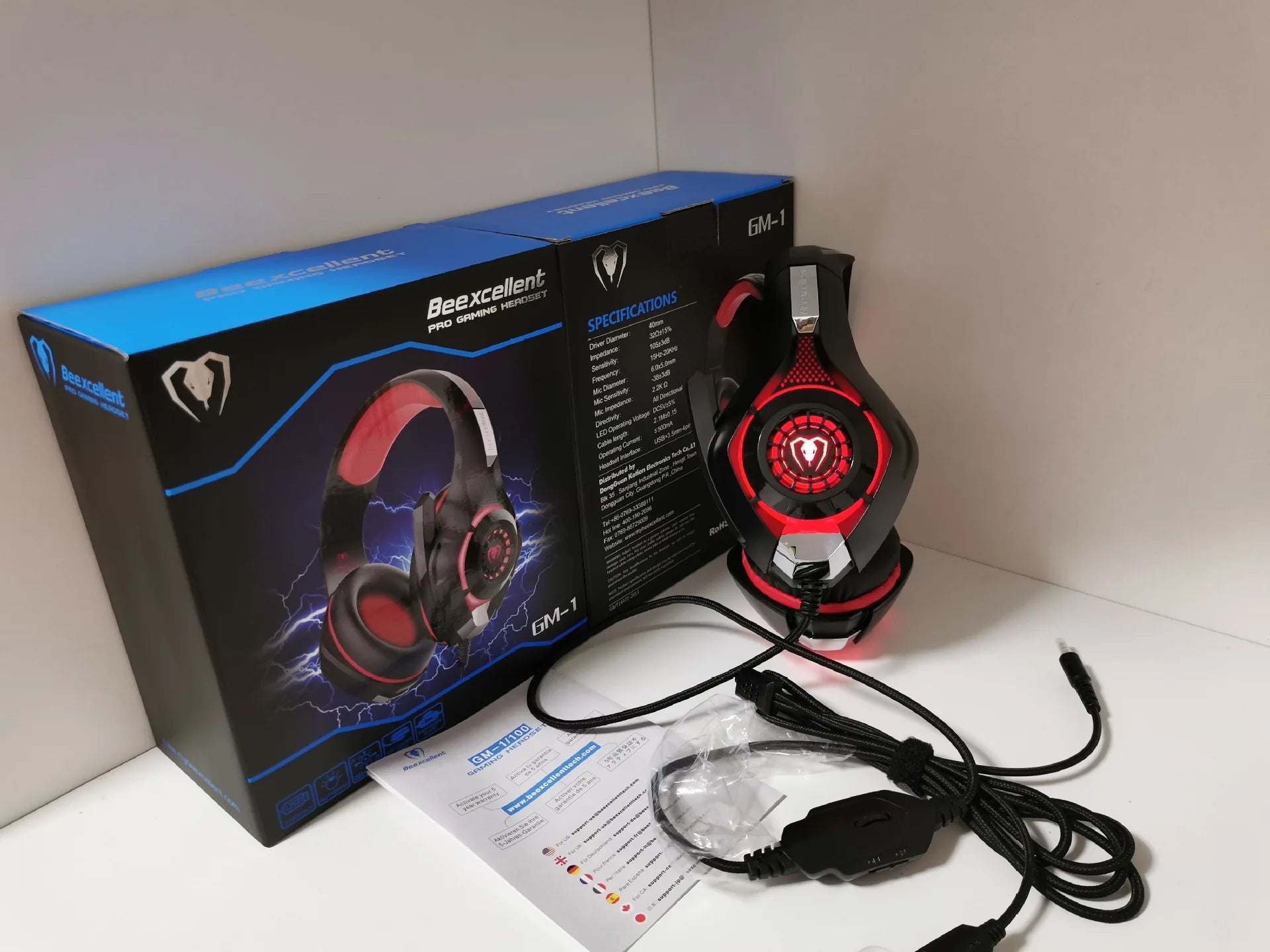 Casque Gamer Filaire avec Microphone – Casque Audio PC Over-Ear, Basse Stéréo 3,5 mm, Micro Anti-Bruit, Lumière LED RVB – Compatible avec PS4, Xbox One, Nintendo Switch, Ordinateur Portable, Téléphone – Série GM